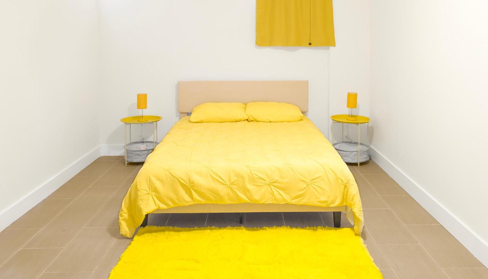 Yellow2 Sunrise Brighton Beach Retreat Apartment New York Bagian luar foto